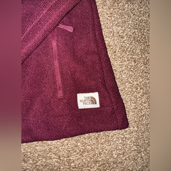 The North Face Women's Maroon Jacket - Picture 2 of 4
